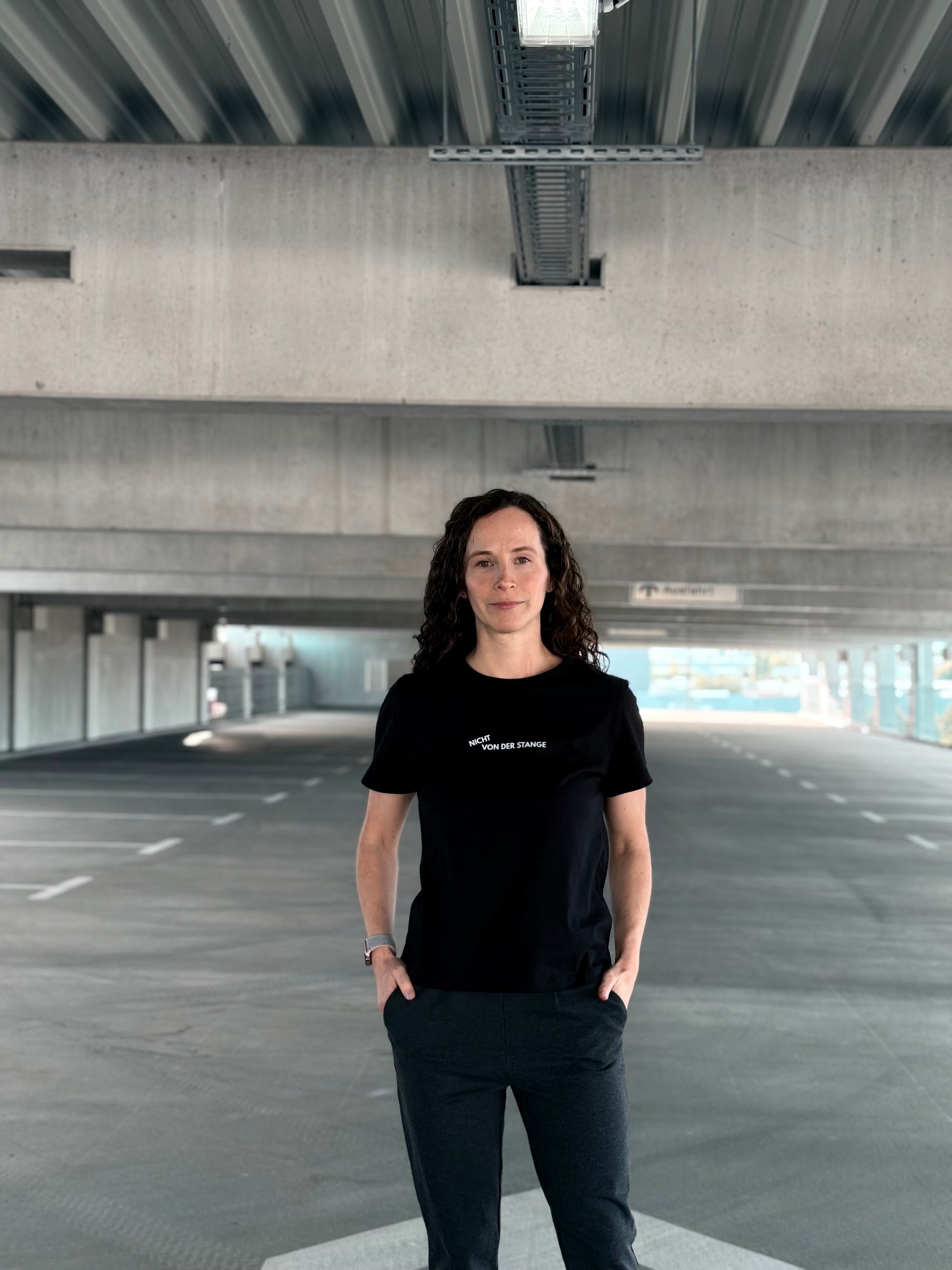 Ausgefallenes schwarzes T-Shirt | Statement Clothing | Nicht von der Stange