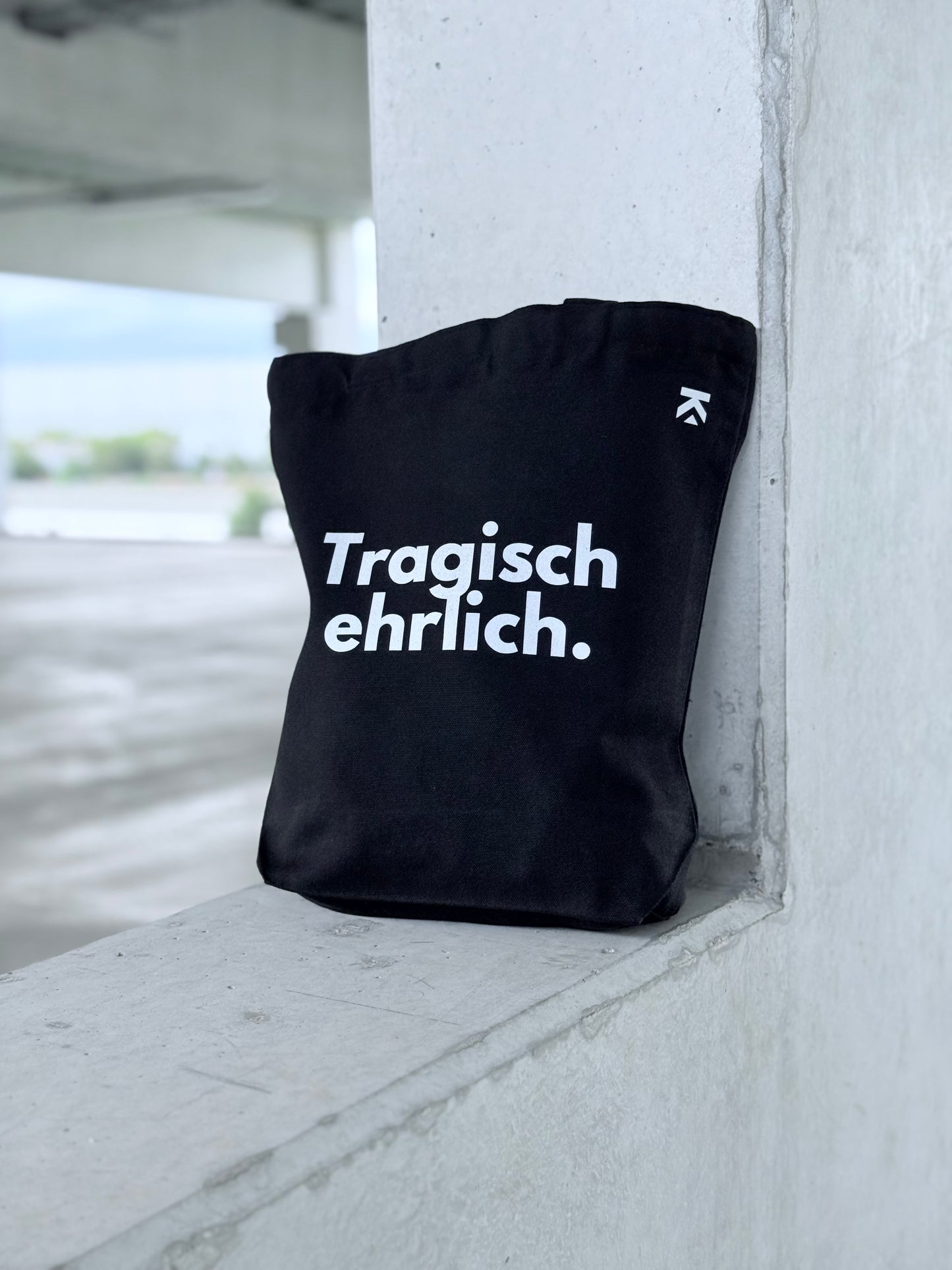 Statementbag | ausgefallene Einkaufstasche mit Statement | Tragisch ehrlich.