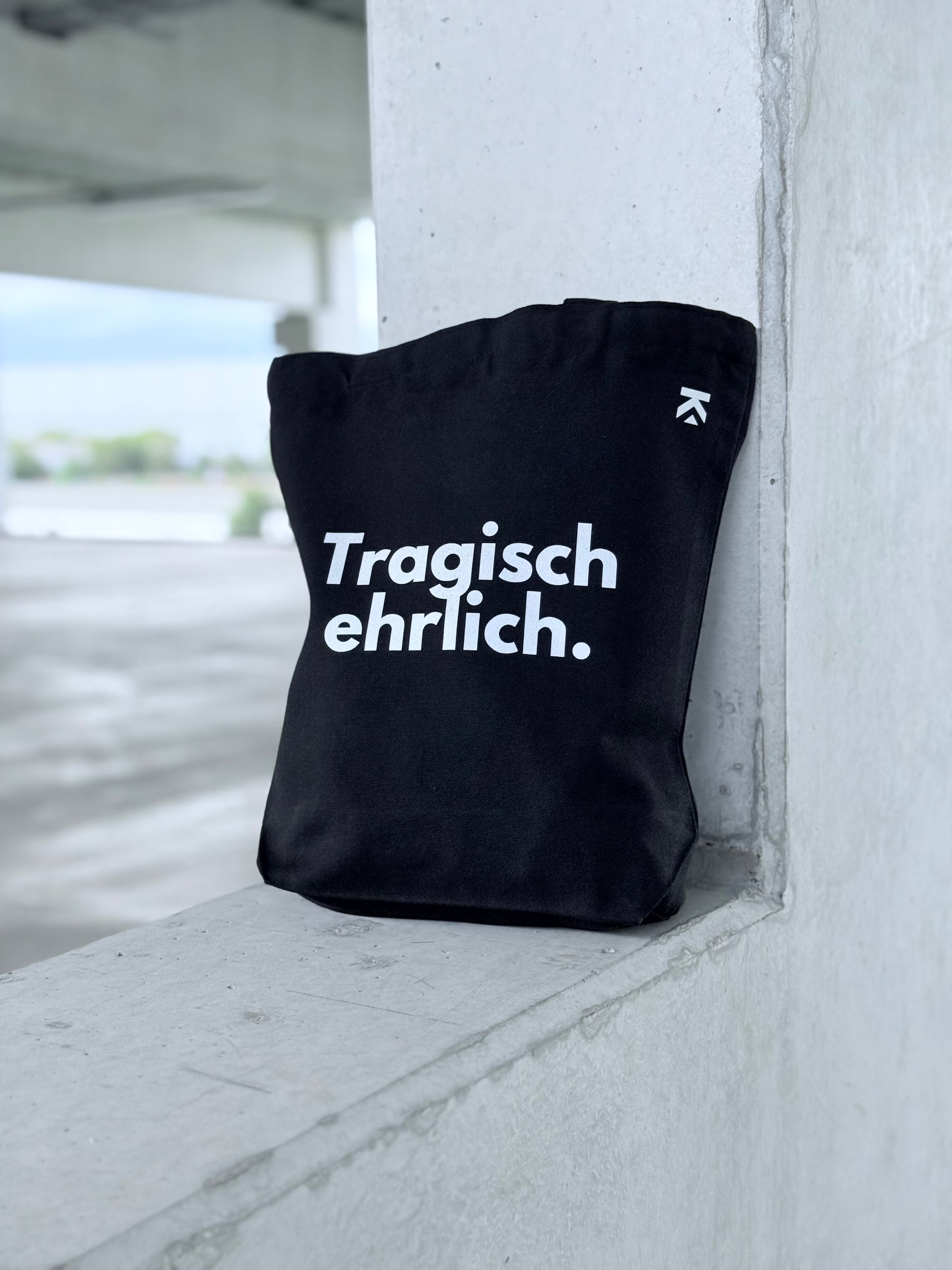 Statementbag | ausgefallene Einkaufstasche mit Statement | Tragisch ehrlich.