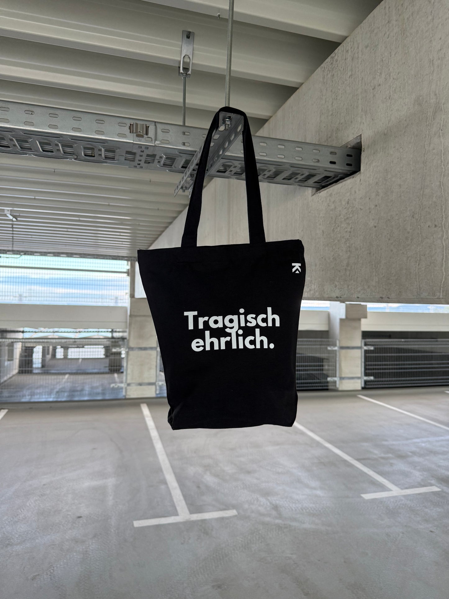Statementbag | ausgefallene Einkaufstasche mit Statement | Tragisch ehrlich.